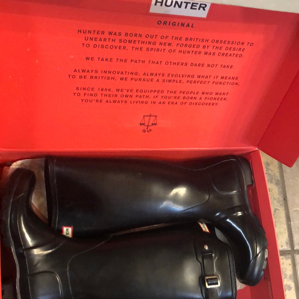 Hunter black rain boots